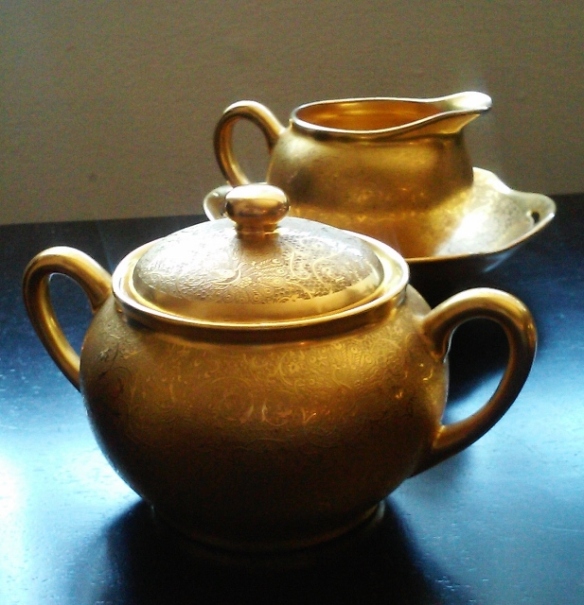 Pickard All-Over Gold Sugar Bowl and Creamer Set